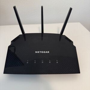 NETGEAR 4-Stream WiFi 6 Router (R6700AX) – AX1800
